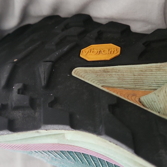 Hoka $30 - Picture 6 of 6